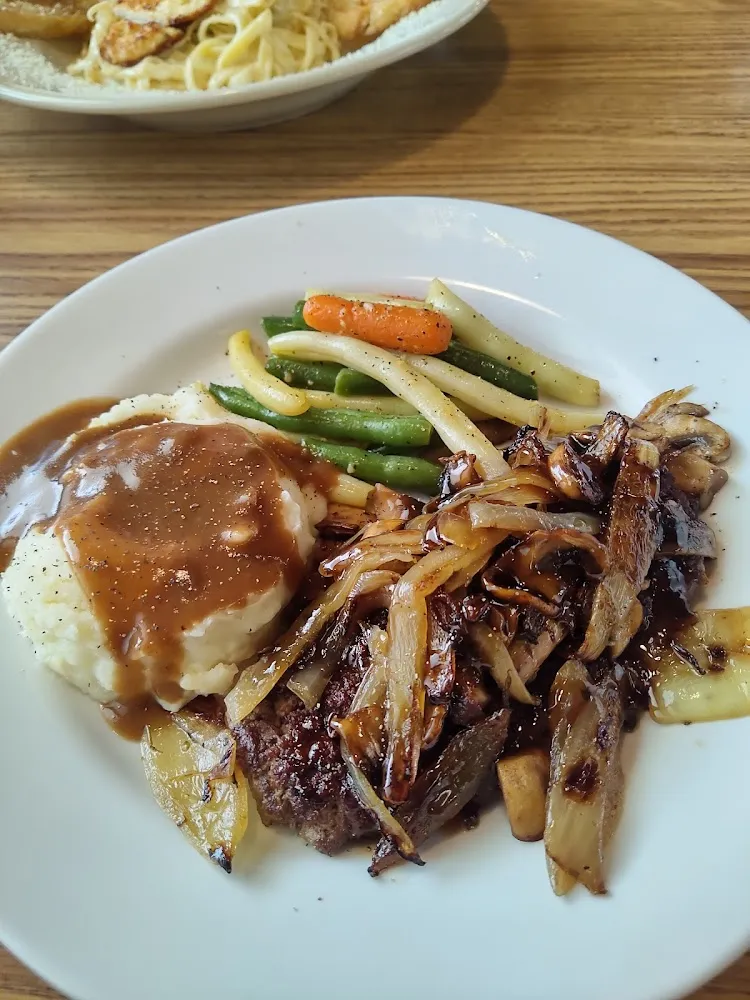 Burban Chopped Steak Dinner